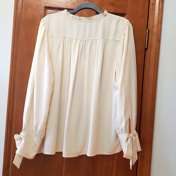 Ann Taylor Top - Picture 5 of 11